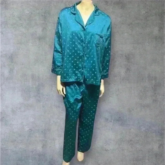 Miss Elaine women’s brushed back satin 2 piece pajama set size PM - Picture 1 of 10